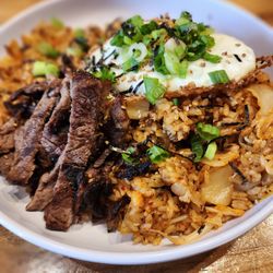 Kang Nam Restaurant signature dishes Kimchi
Bulgogi
Korean BBQ